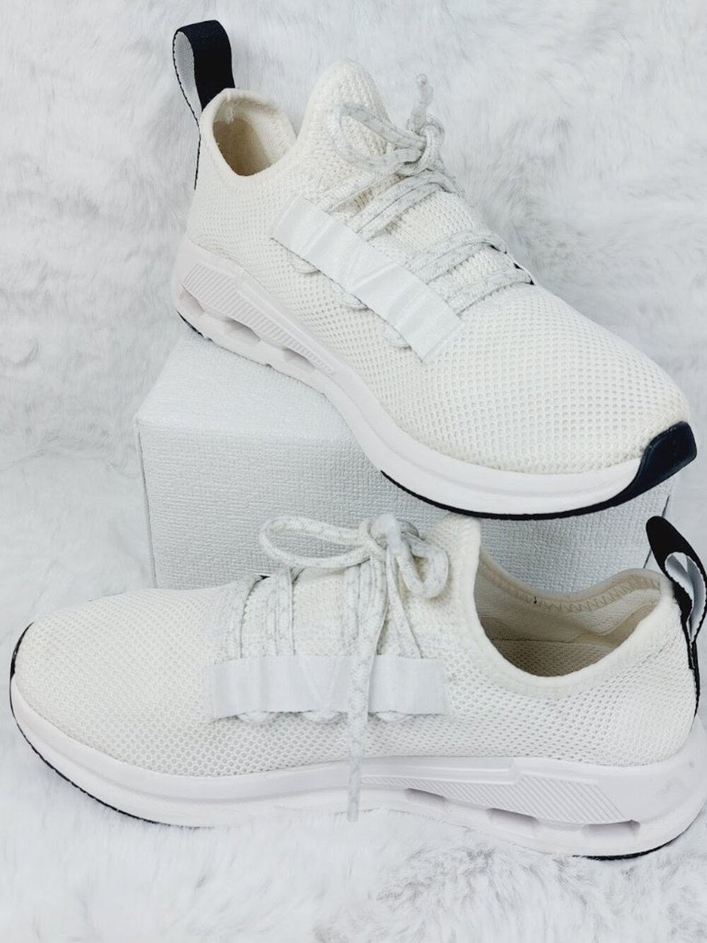 On Running Cloudeasy Women's Undyed White Lace-Up Road Running Shoes Size US 6 - Picture 3 of 10